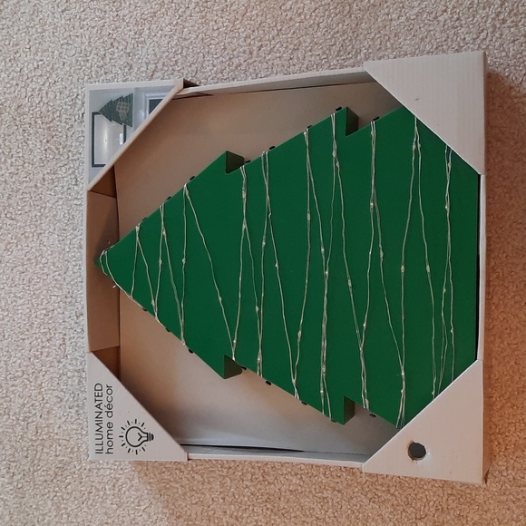 Holiday Shimmer Light Tree.  Batteries Included. - Picture 9 of 10